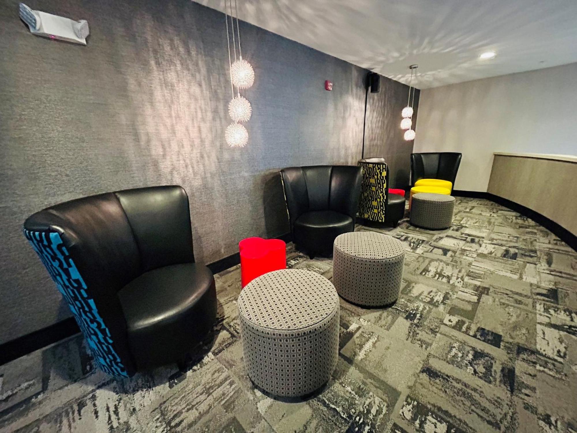 Holiday Inn Express & Suites Shippensburg By Ihg Luaran gambar
